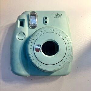Instax Mini 9 Polaroid Camera with case